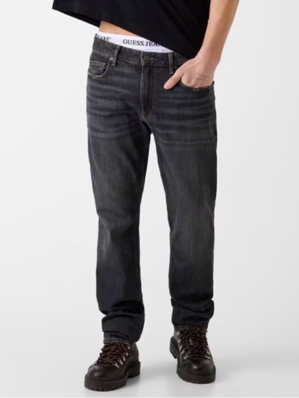 GUESS Men's G14 Slim Mid-Rise Aged Black Wash Jeans--NWT--33x32